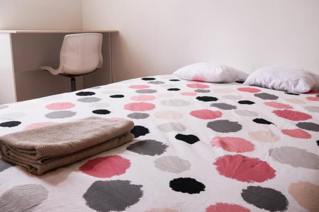 Le Cyrius Apartment Chalon-sur-Saone Bagian luar foto