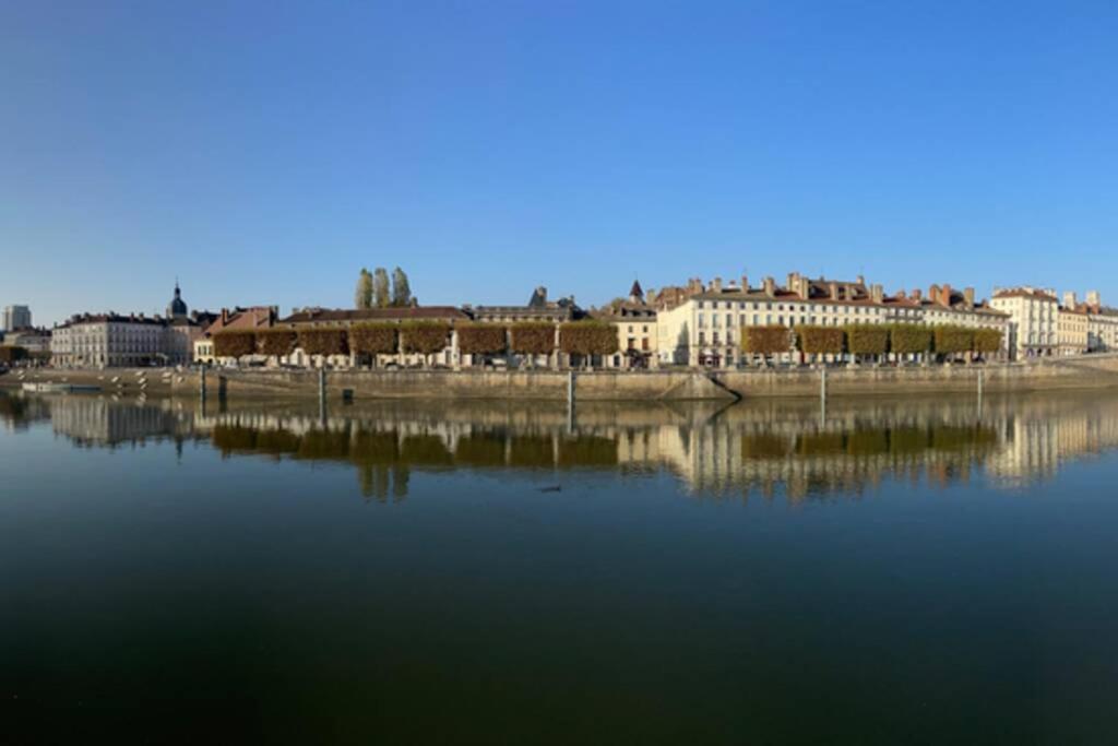Le Cyrius Apartment Chalon-sur-Saone Bagian luar foto