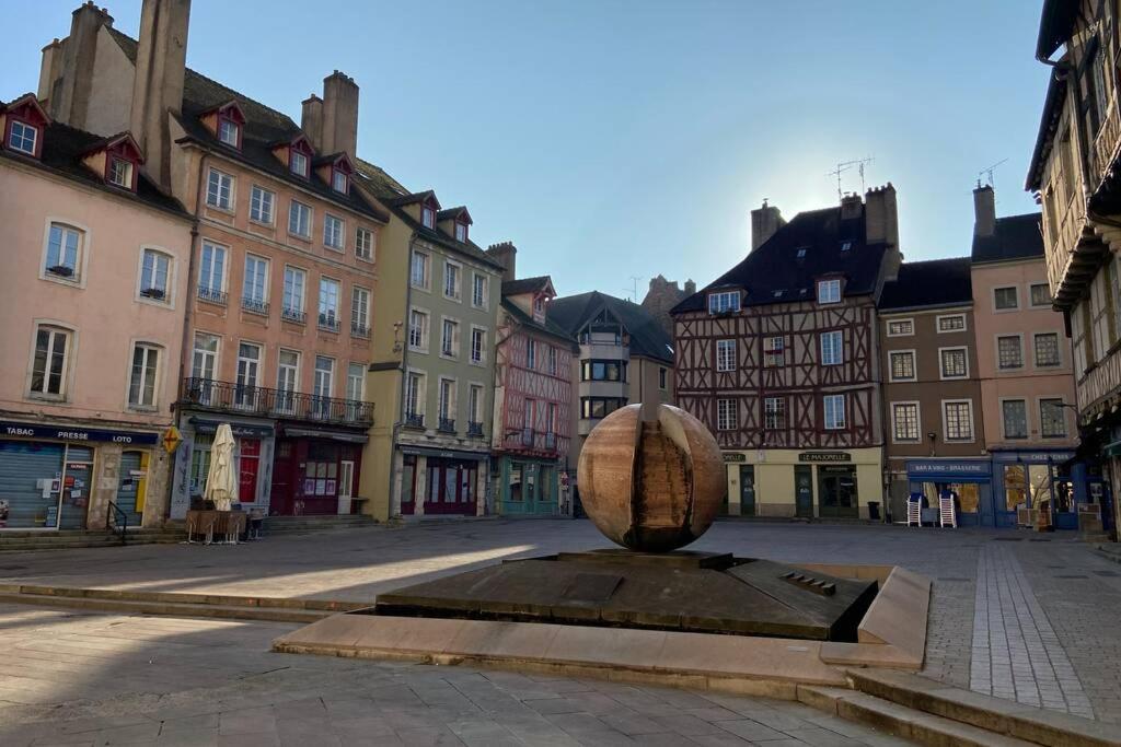 Le Cyrius Apartment Chalon-sur-Saone Bagian luar foto